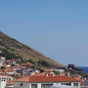 https://machico-comfort.madeira-islandshotels.com