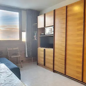 https://studio-5-eme-etage-deux-personnes.hotels-rhonealpes.com